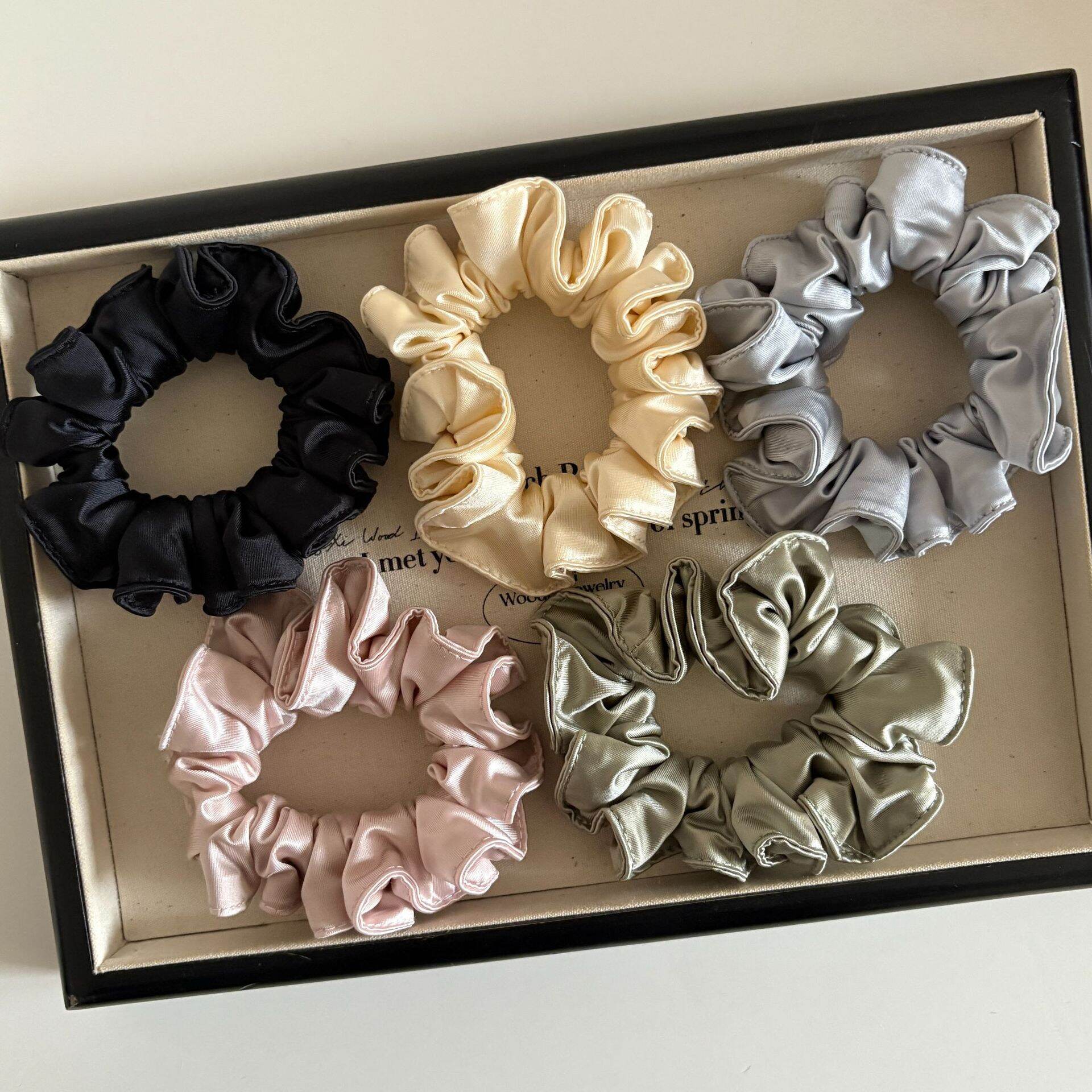 Simple Series Daily Solid Color Fabric Scrunchies Picture3