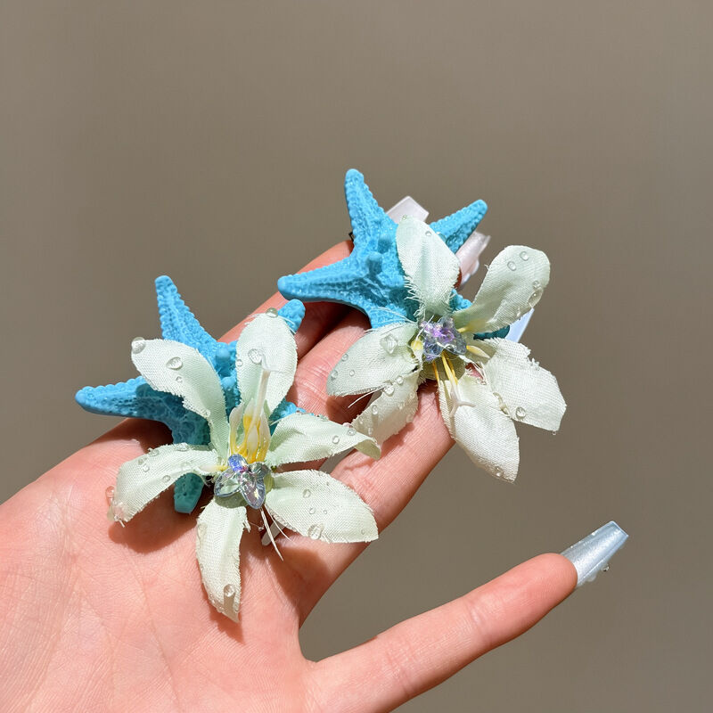 Pinzas para el cabello de tela acrílica con estampado de flores y estrellas de mar, de la serie romántica "Vacaciones". Imagen4