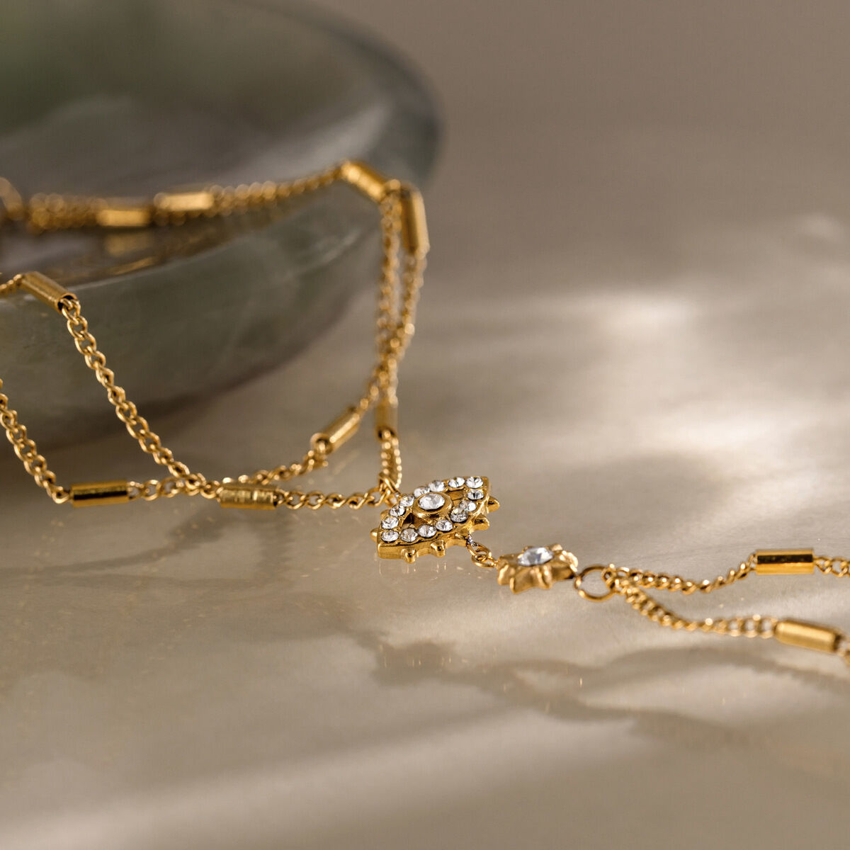 Devil's Eye Stainless Steel Waterproof Gold Color Rhinestone Zircon Women's Hand Chain h5 Picture3