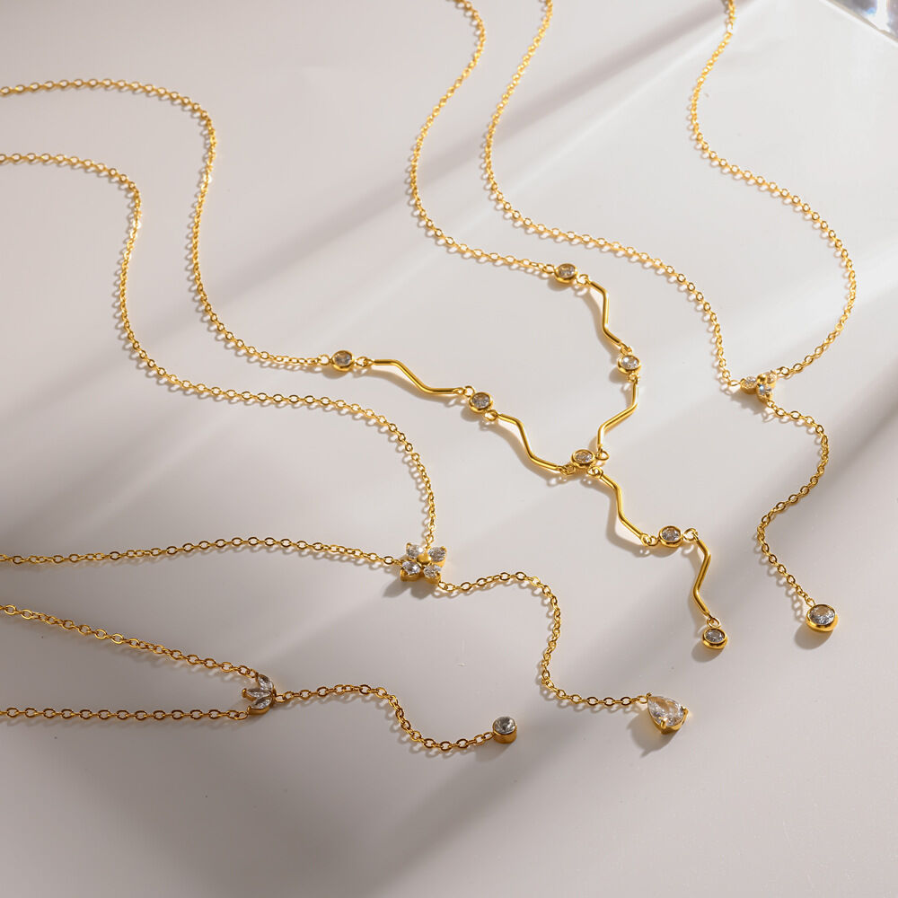 Y-förmige, wasserdichte Damen-Halskette mit Anhänger aus Edelstahl in Goldfarbe und Strass h5Bild3