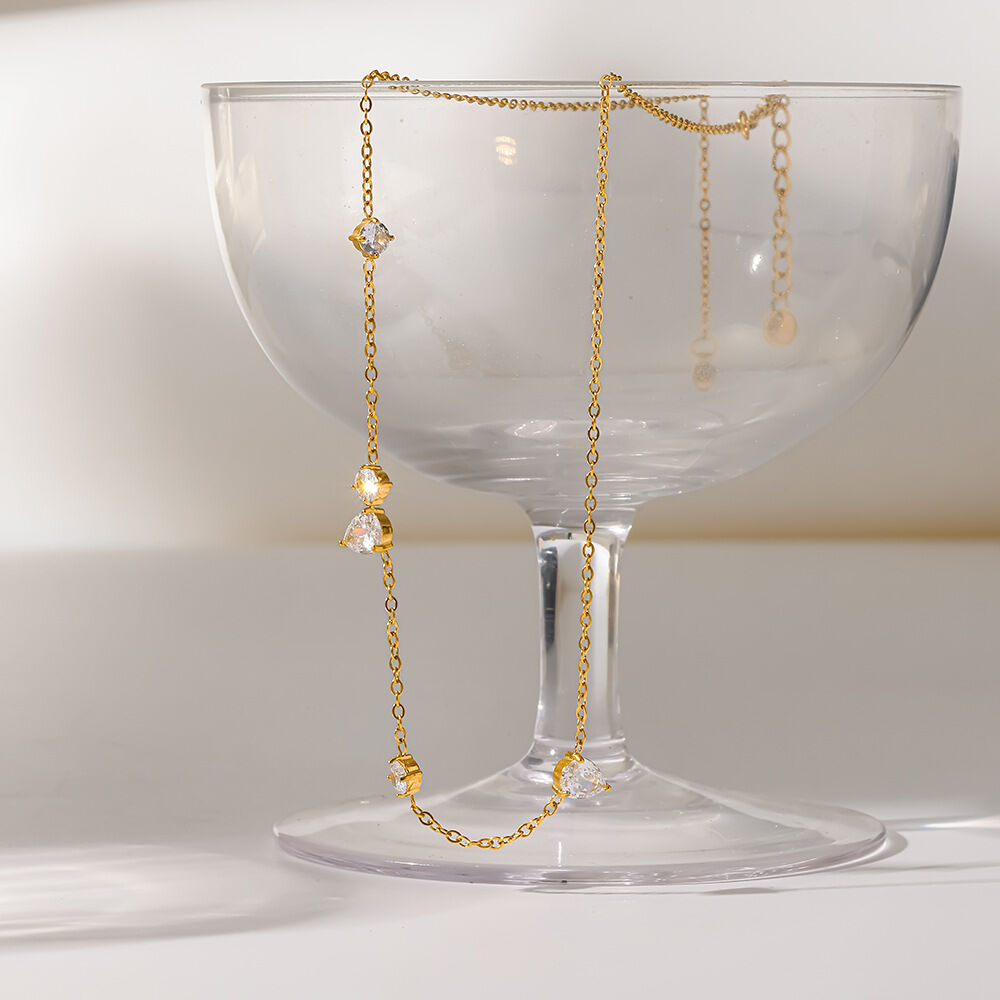 Luxuriou Simple Droplet Geometric Shape Stainless Steel Waterproof Gold Color Zircon Women's Pendant Necklaces Picture4