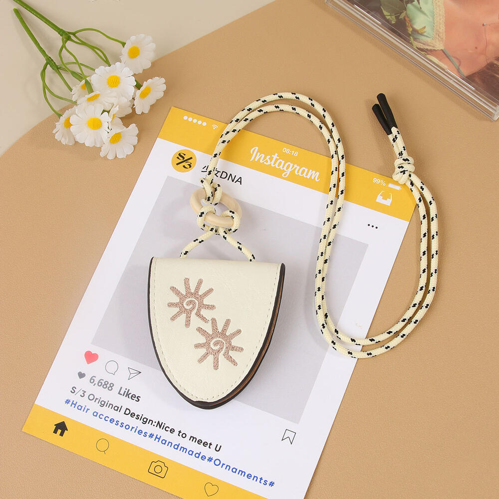 Ethnic Series Daily Sun Mixed Color Pu Bag Charms Sunglasses Clips