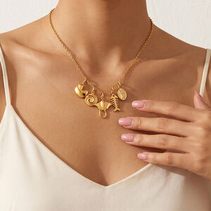 Simple DIY Irregular Shape Oceanic Style Stainless Steel Waterproof Gold Color Rhinestone Pendants h5 Picture4