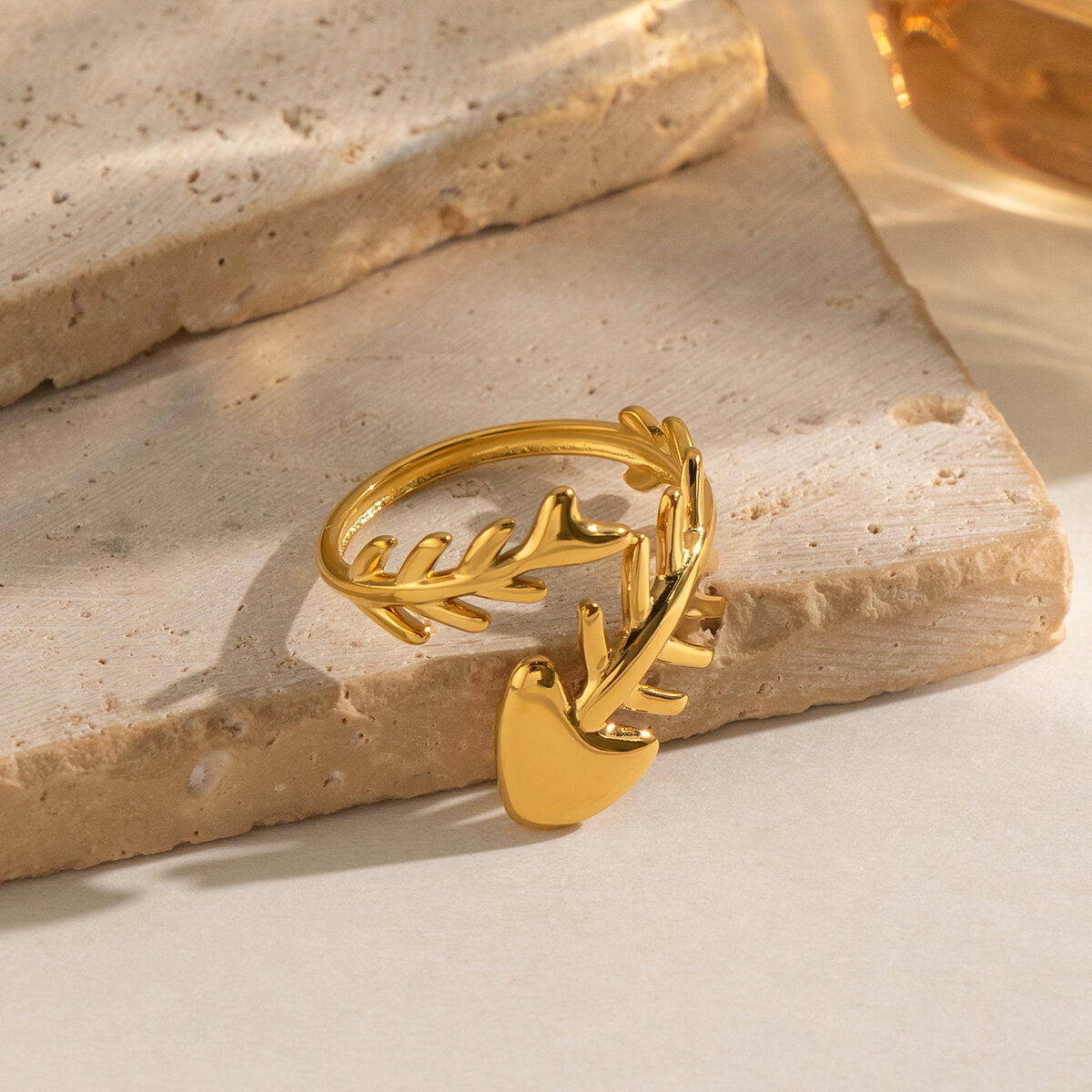 Fish Shape Stainless Steel Waterproof Gold Color Statement Rings h5 Picture3