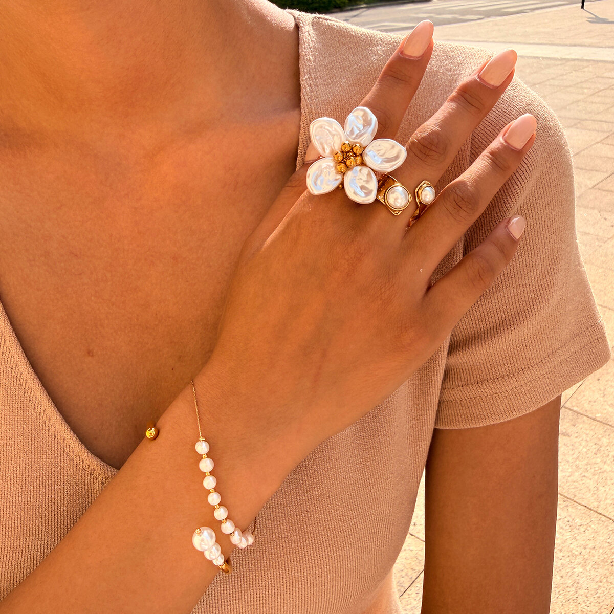 Simple Series Elegant Flower Stainless Steel Waterproof  Gold Color Women's Statement Rings 2
