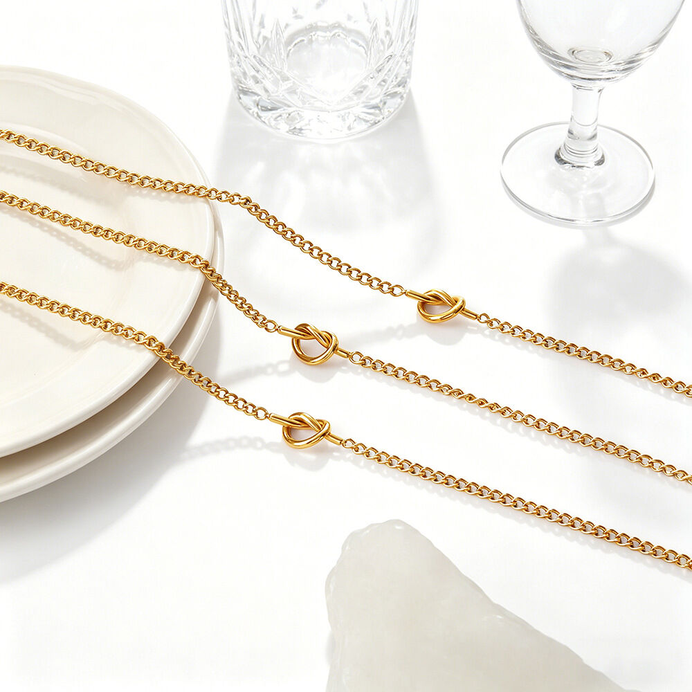 Set di gioielli da donna Simple Series Daily Chain in acciaio inossidabile impermeabile color oro 2