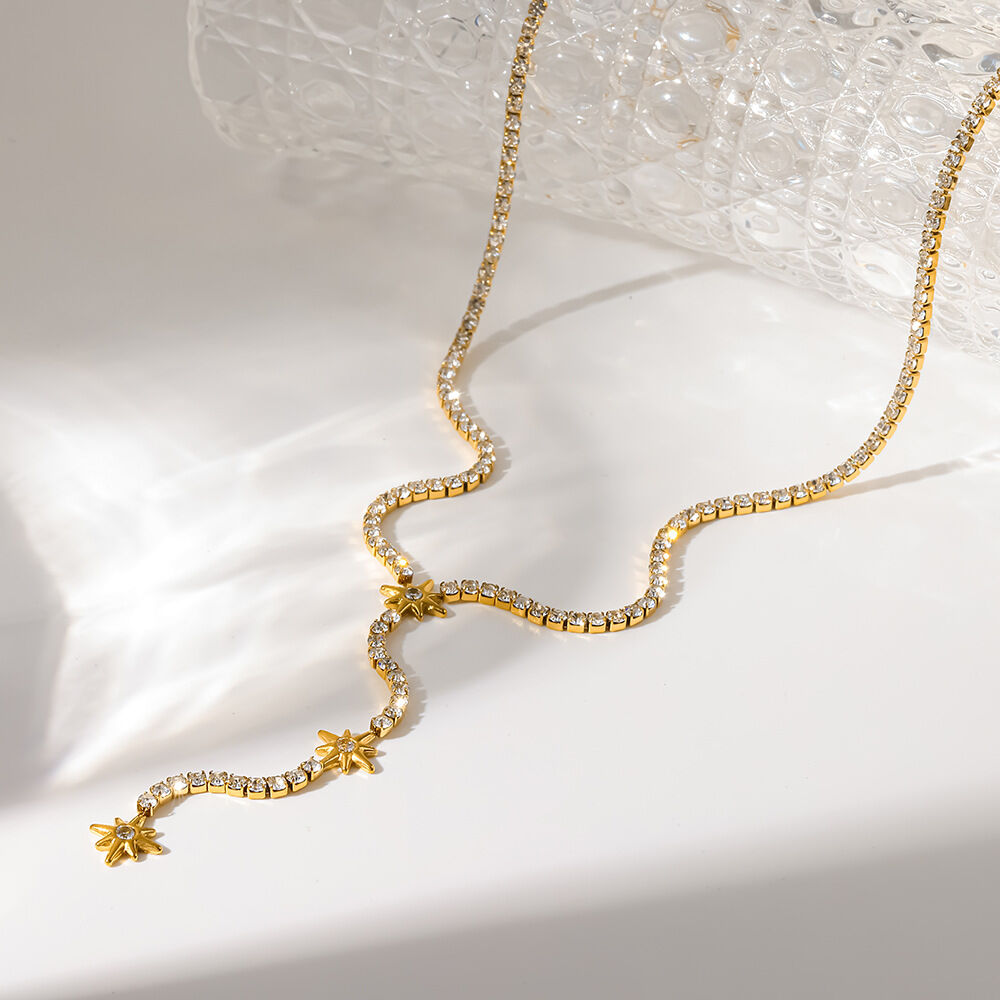 Colliers pendentifs élégants en acier inoxydable, étanches, couleur or, avec zircon, en forme d'étoile, pour femmes