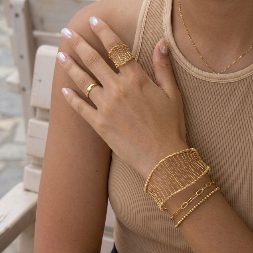 Simple  Elegant Hollowed-Out Lines Stainless Steel Waterproof   Gold Color  Women's Bracelets Sets