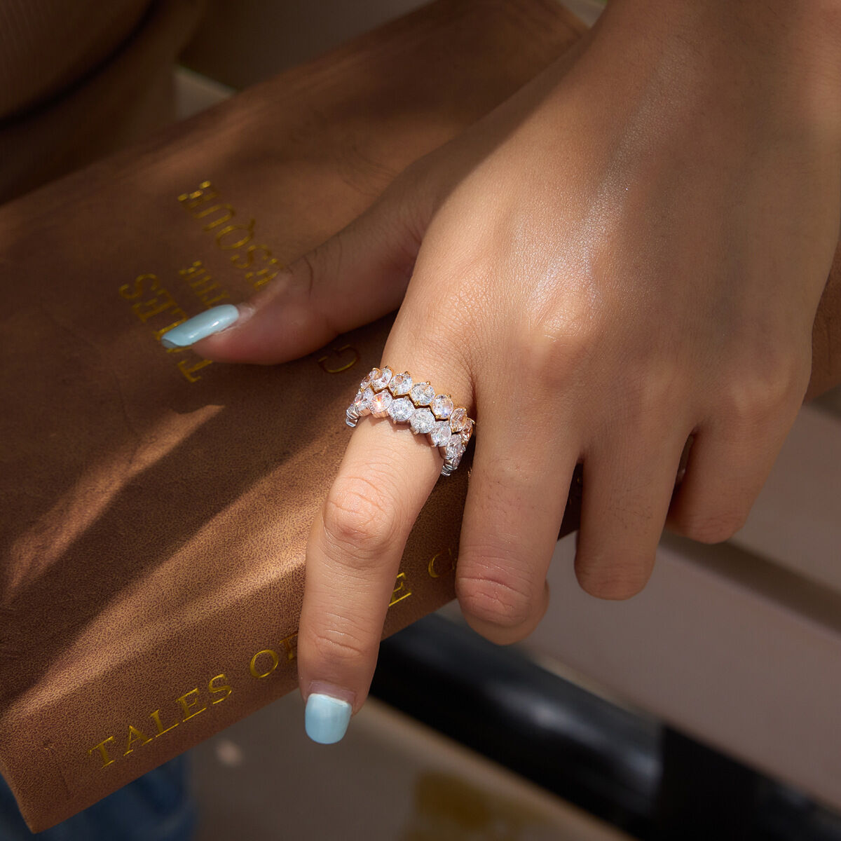 Luxurious Series Simple Circle Stainless Steel Waterproof Gold Color Zircon Women's Gemstone Rings Picture2