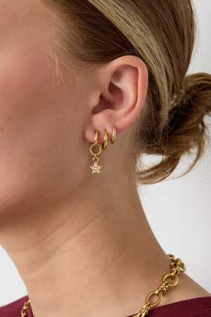Small earring with dangling embellished star h5 Picture2