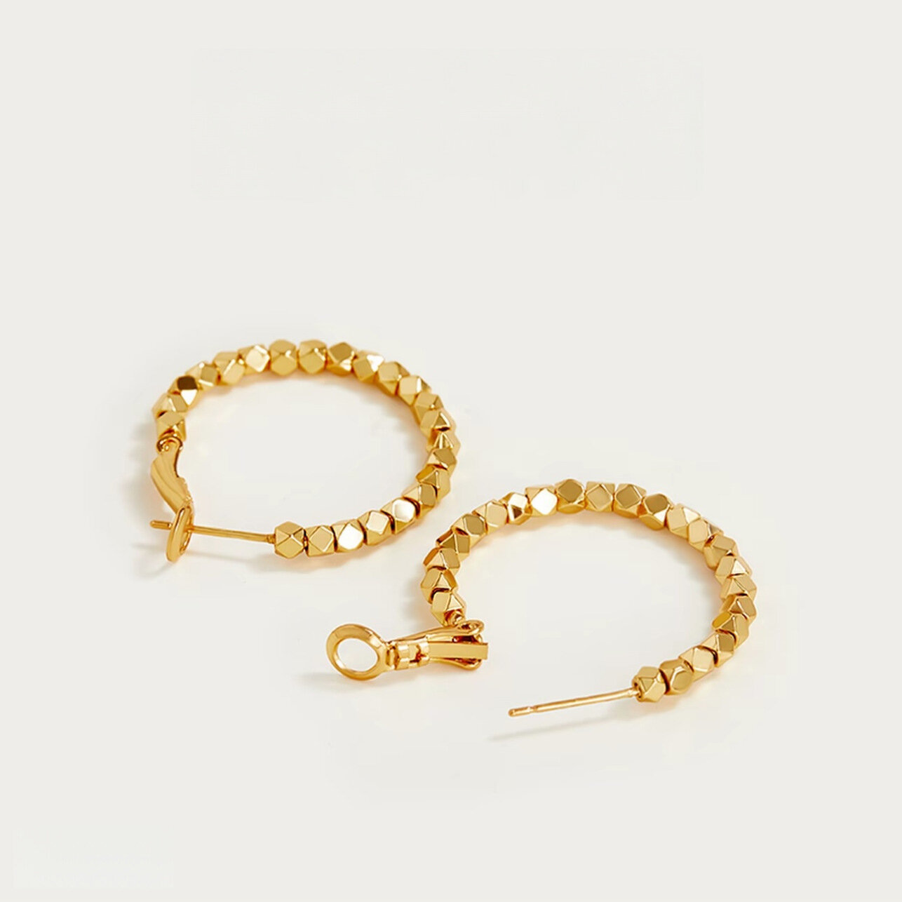 Boucles d'oreilles créoles pour femmes, style géométrique, rondes et décontractées, couleur cuivre doré, collection Simple. Image3