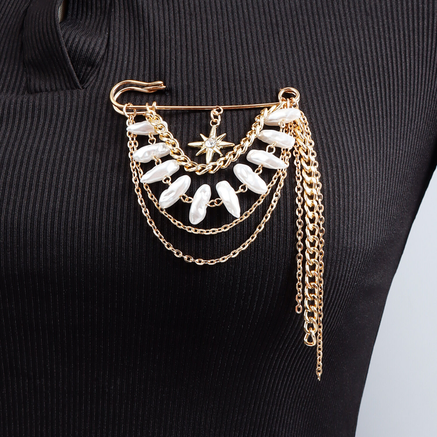 Simple Series Retro Tassel Beads Chain Alloy Artificial Pearl Brooches