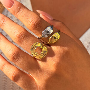 Simple Series Daily Sun Stainless Steel Waterproof Gold Color Women's Statement Rings h5 Picture5