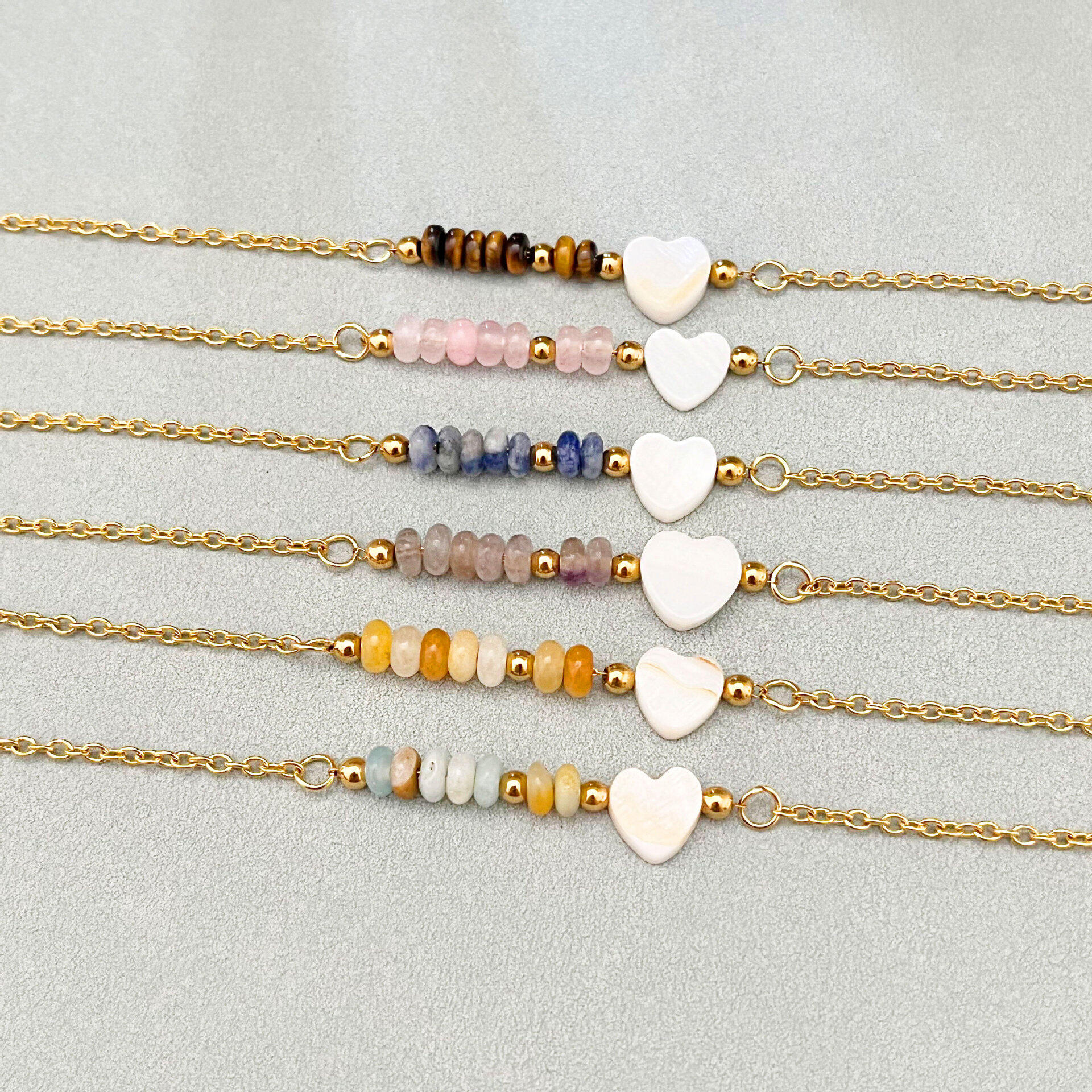 Pulseras de cuentas para mujer con forma de corazón y conchas marinas 2
