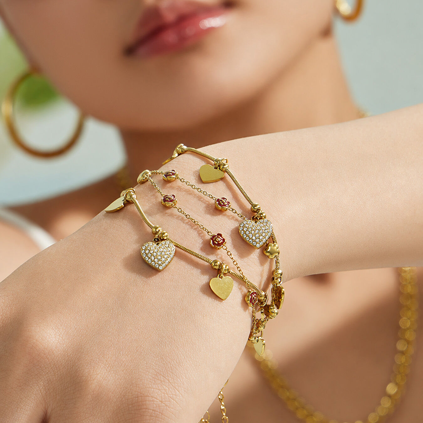 Luxurious Series Elegant Flower Heart Chain Stainless Steel Waterproof   Gold Color  Women's Charm Bracelets 2