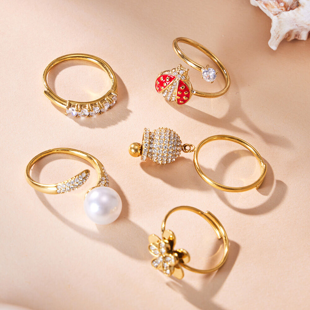 Anillos llamativos de acero inoxidable con circonitas, forma irregular y forma de flor dulce, resistentes al agua y de color dorado, de la serie Luxurious. Imagen3