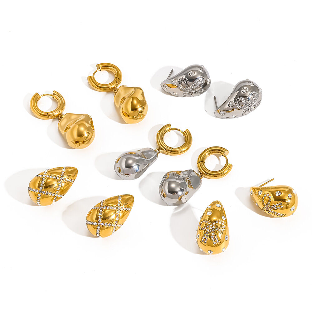 Schlichte, luxuriöse Ohrstecker mit Tropfenform, Schleife und Zirkonia in Goldfarbe, aus wasserdichtem Edelstahl. h5 Bild5