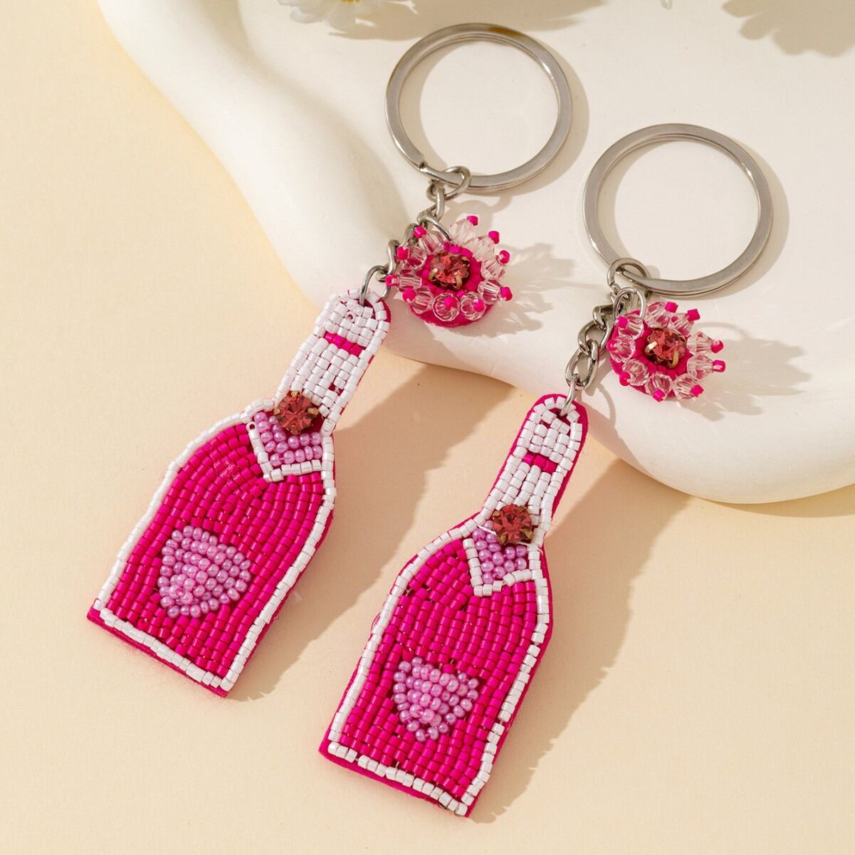 Simple Series Casual Wine Bottle Heart Beads Mixed Color Alloy Keychain Picture2