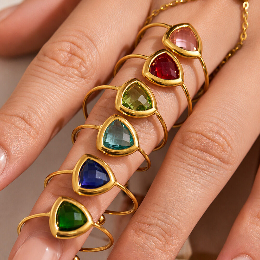 Anillos de mujer con piedras preciosas, de acero inoxidable, color dorado, resistentes al agua y con forma irregular, de la serie Romantic. h5 Imagen3