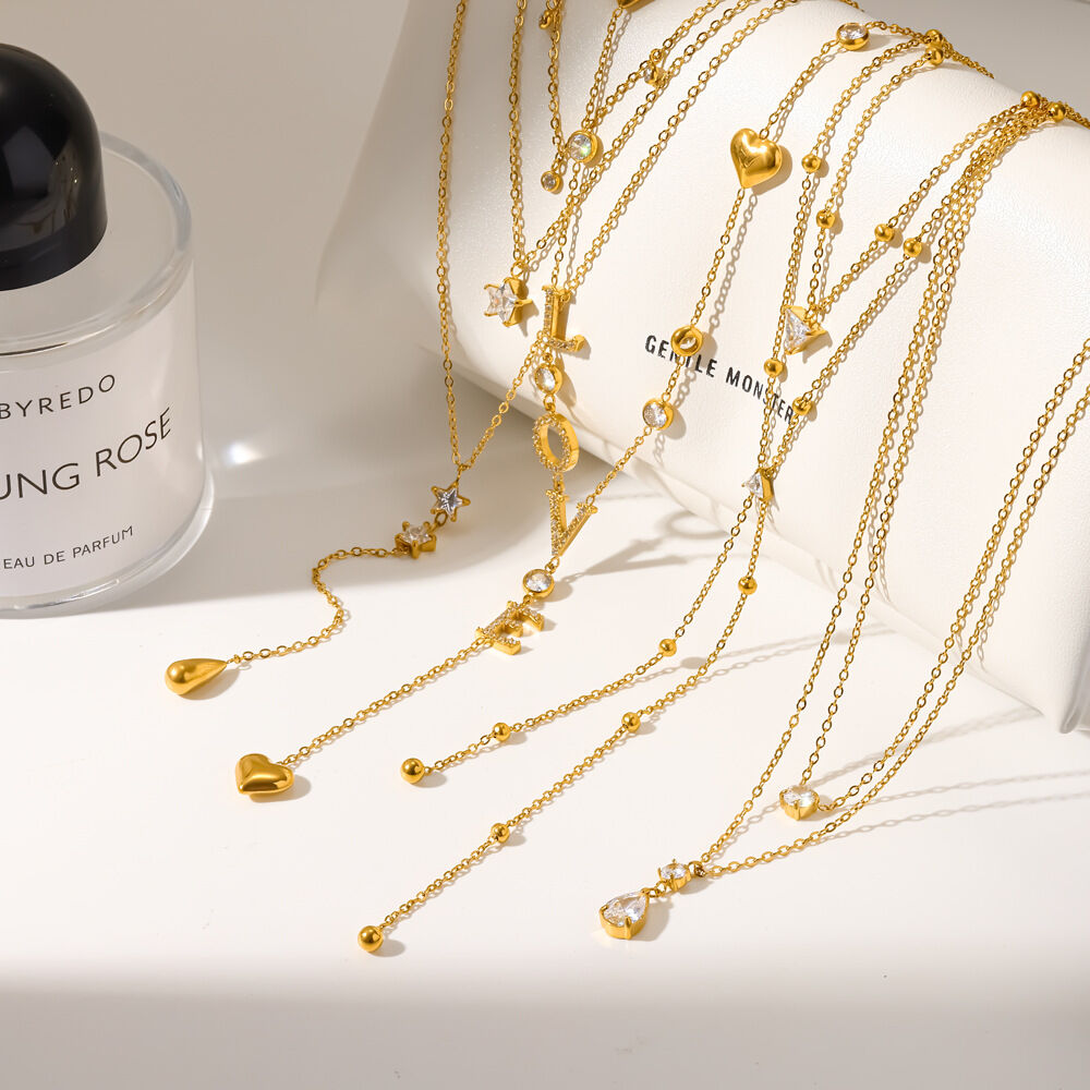 Lujosos collares de mujer de varias capas, elegantes, de acero inoxidable, impermeables y color dorado con diamantes de imitación. h5 Imagen4