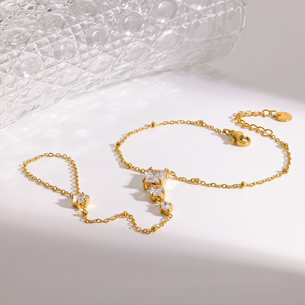 Simple Series Elegant Geometric Shape Stainless Steel Waterproof Gold Color Zircon Women's Hand Chain h5Picture2