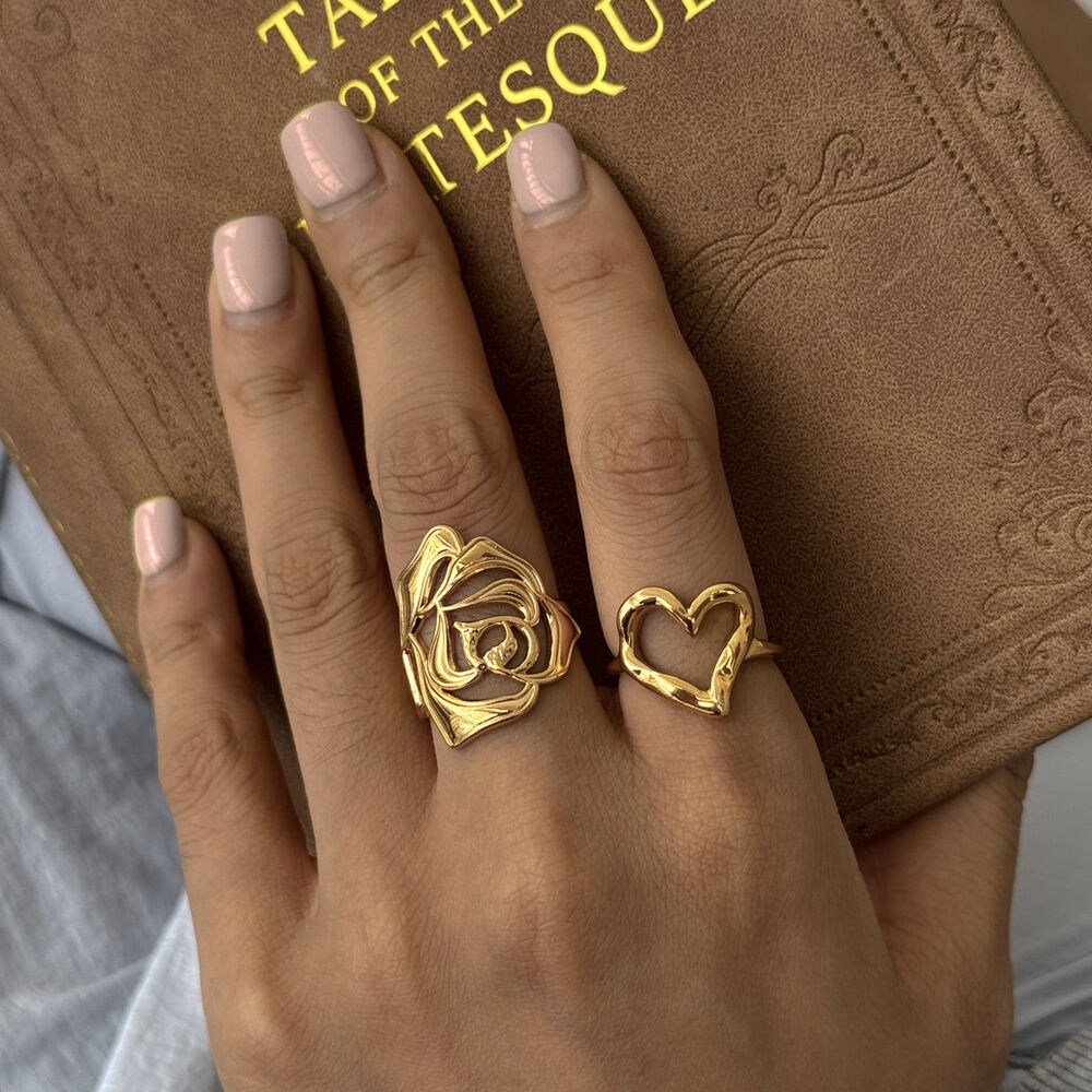 Romantic Series Retro Flower Heart Stainless Steel Waterproof Gold Color Statement Rings h5Picture2