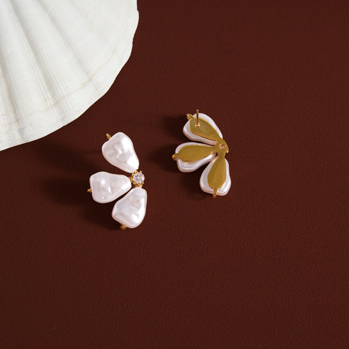Romantic  Sweet Flower Irregular Shape Stainless Steel Waterproof   Gold Color  Women's Stud Earrings h5 Picture3