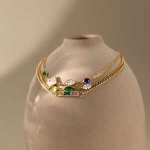 Bracciale da donna a catena in acciaio inossidabile color oro, impermeabile, con zirconi e forma geometrica semplice. h5 Immagine4