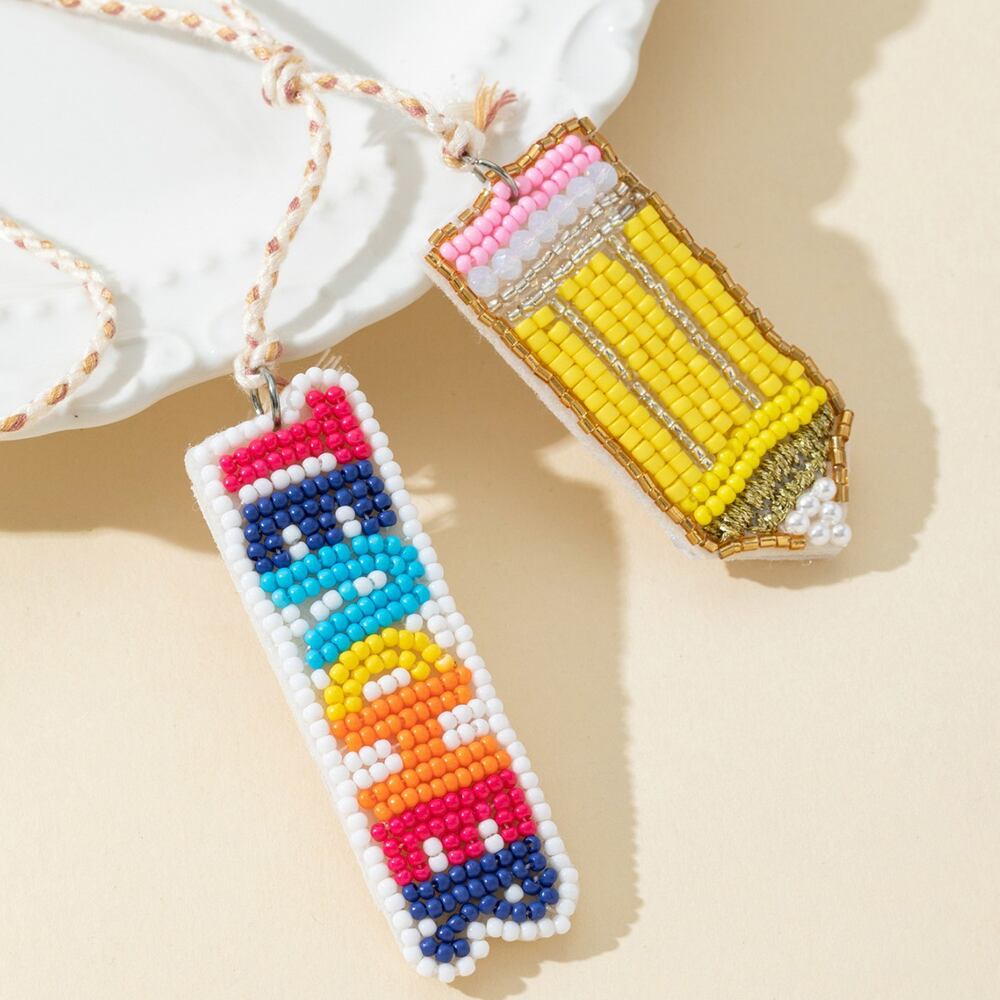 Abalorios sencillos de estilo casual con letras y cuerda tejida de colores variados para bolsos. h5Imagen4