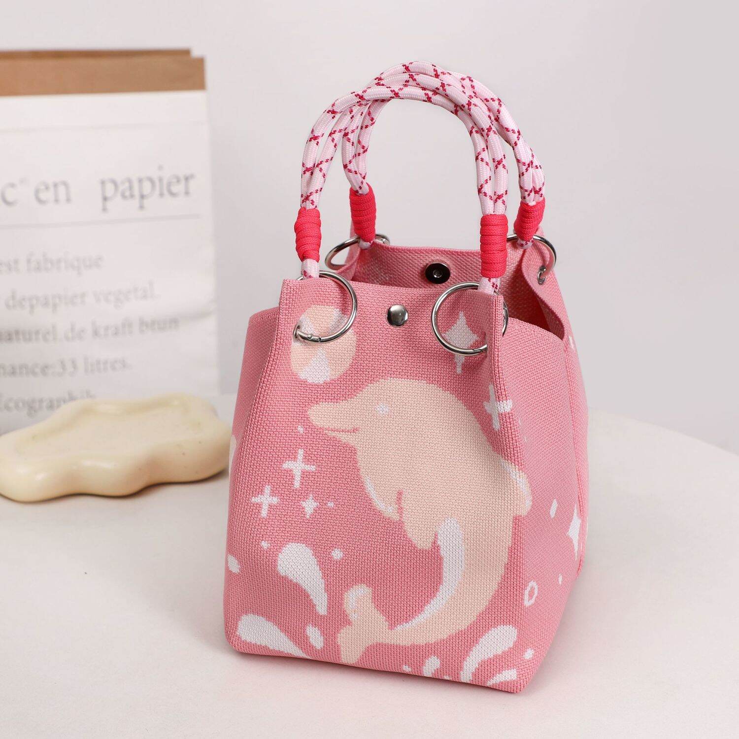 Casual Style Woven Flower Letter Bow Knot Oceanic Style Stripe Plaid Polka Dots Hollowed-Out Mixed Color Woven Fish Geometric Shape Polyester Women's Square Bag h5 