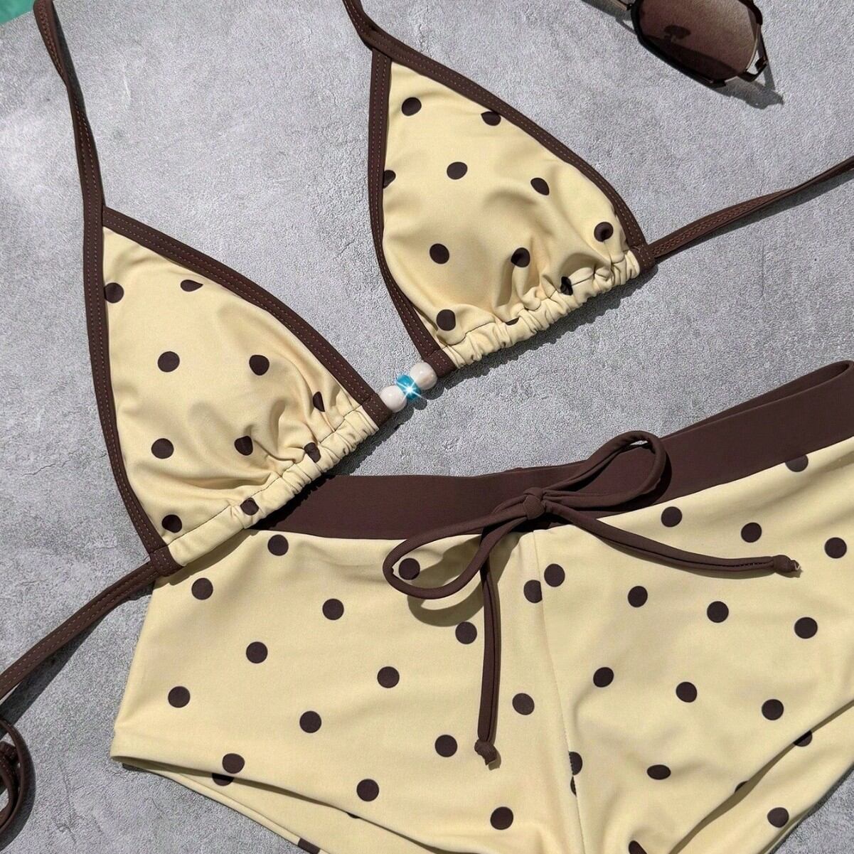 Ensemble bikini en polyamide à pois et blocs de couleur, style sport 2