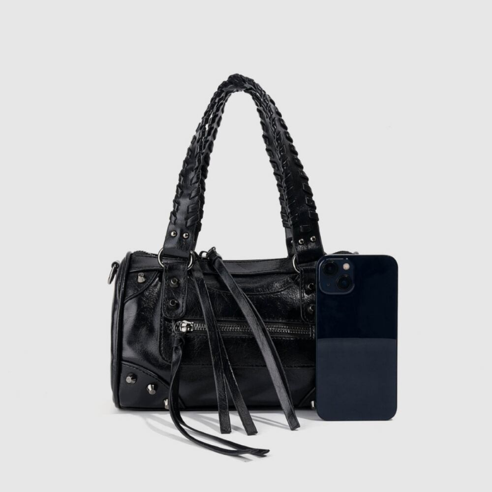 Streetwear Style Studded Rivet Pu Women's Handbags Picture6
