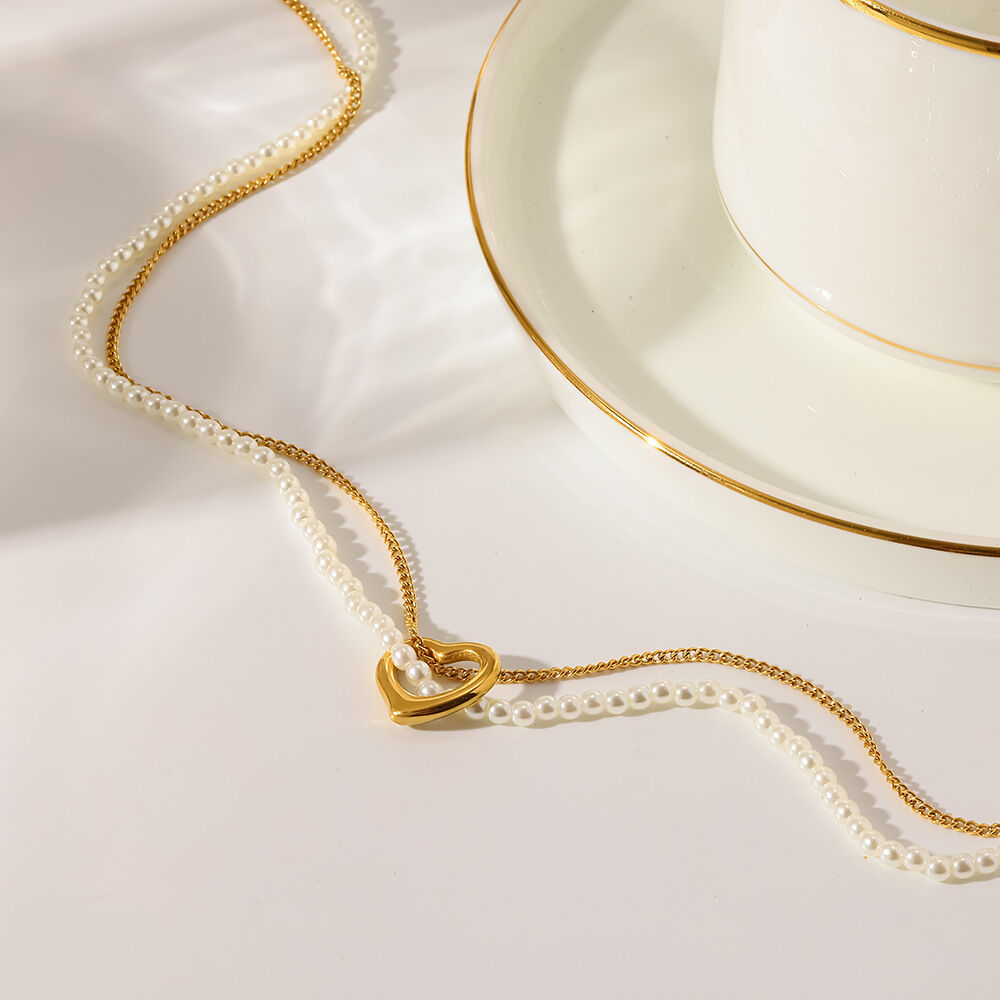 Collier pendentif élégant en forme de cœur, en acier inoxydable étanche, couleur or, avec perle artificielle. h5 Image3