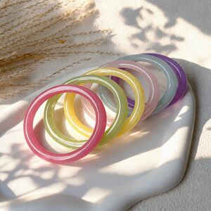 Brazaletes de resina con degradado de color para mujer h5 Imagen4