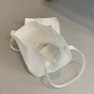 Bolso trapezoidal de PVC de estilo casual / transparente estilo oceánico para mujer. h5 Imagen3