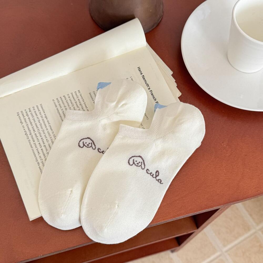Slight Bounce Basic Solid Color Animal Low Cut Socks