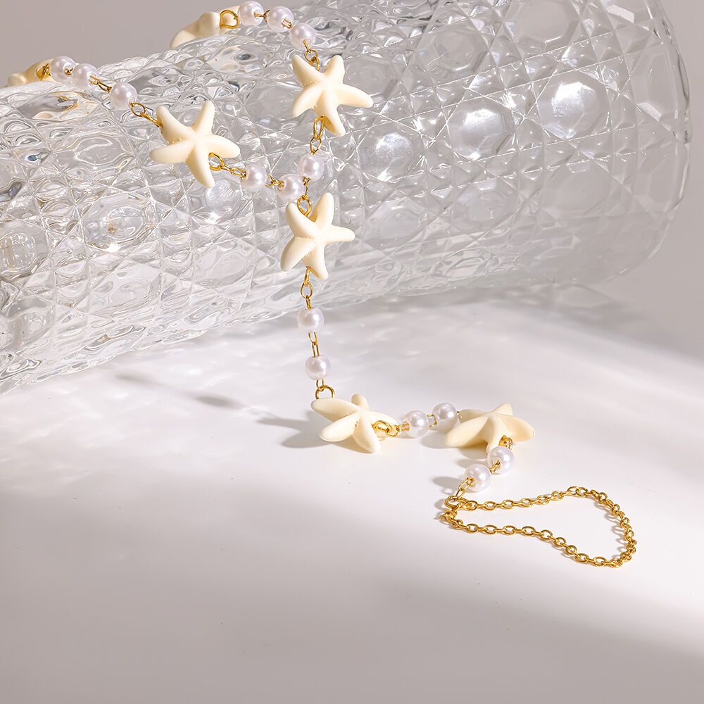 Luxurious Series Daily Starfish Stainless Steel Waterproof Gold Color Zircon Women's Hand Chain Picture4