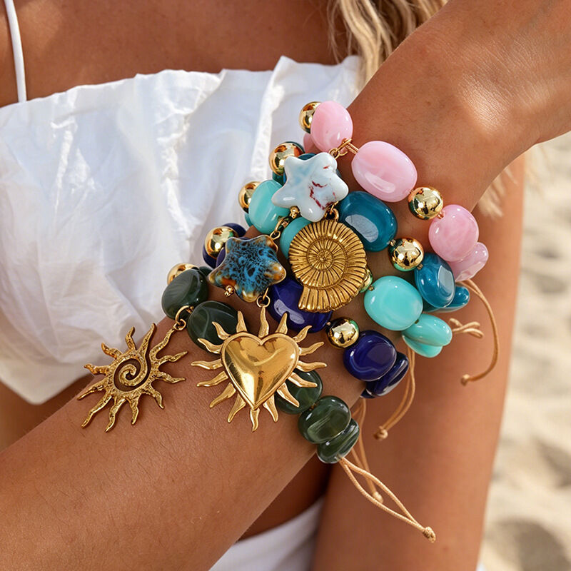 Eenvoudige Serie Retro Kralen In Onregelmatige Vorm, Hart En Zon, Goudkleurig, Gemaakt Van Hars. Kralenarmbanden Voor Dames.
