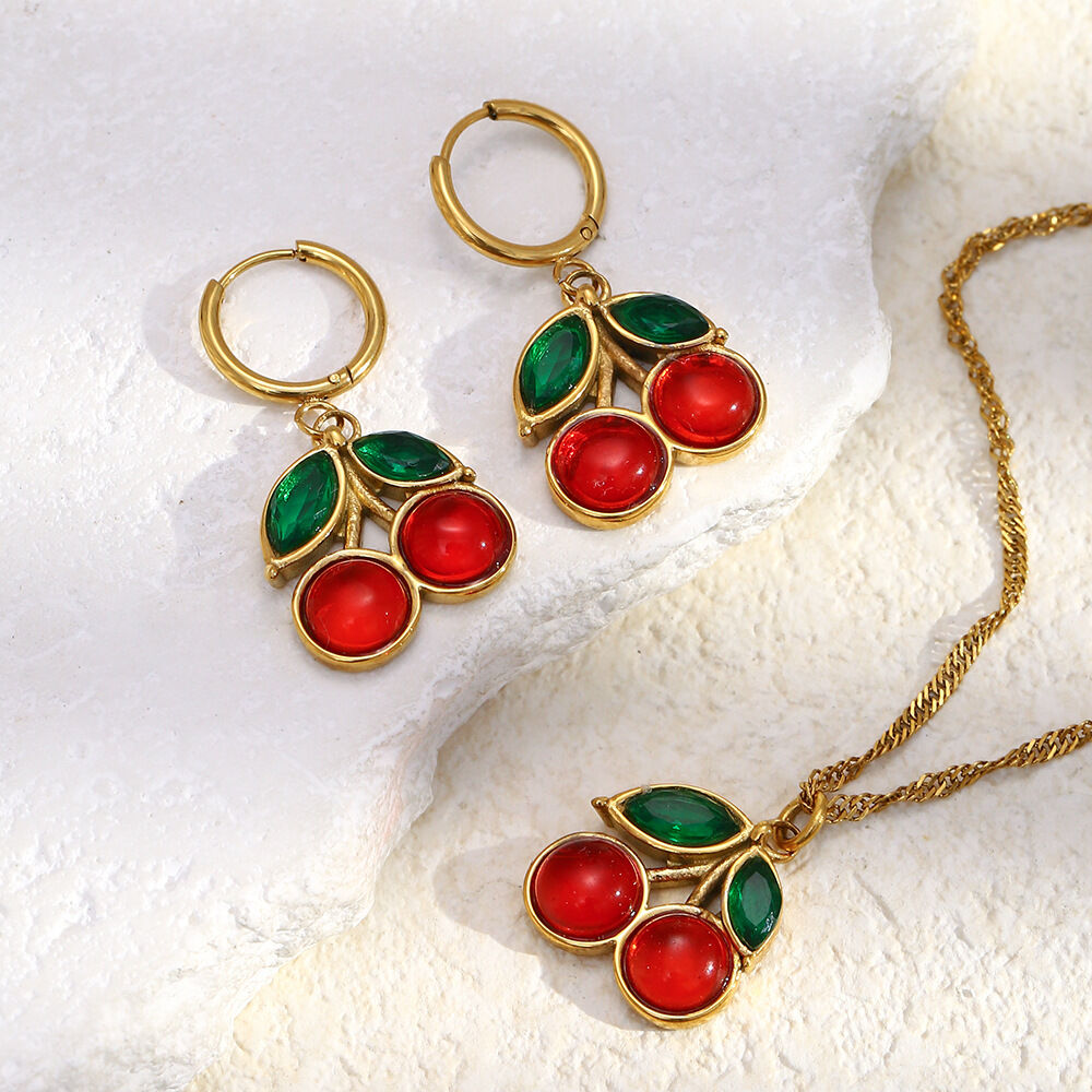 Conjuntos de joyería para mujer de la serie romántica Sweet Cherry, de acero inoxidable, resistentes al agua y color dorado. h5 Imagen2