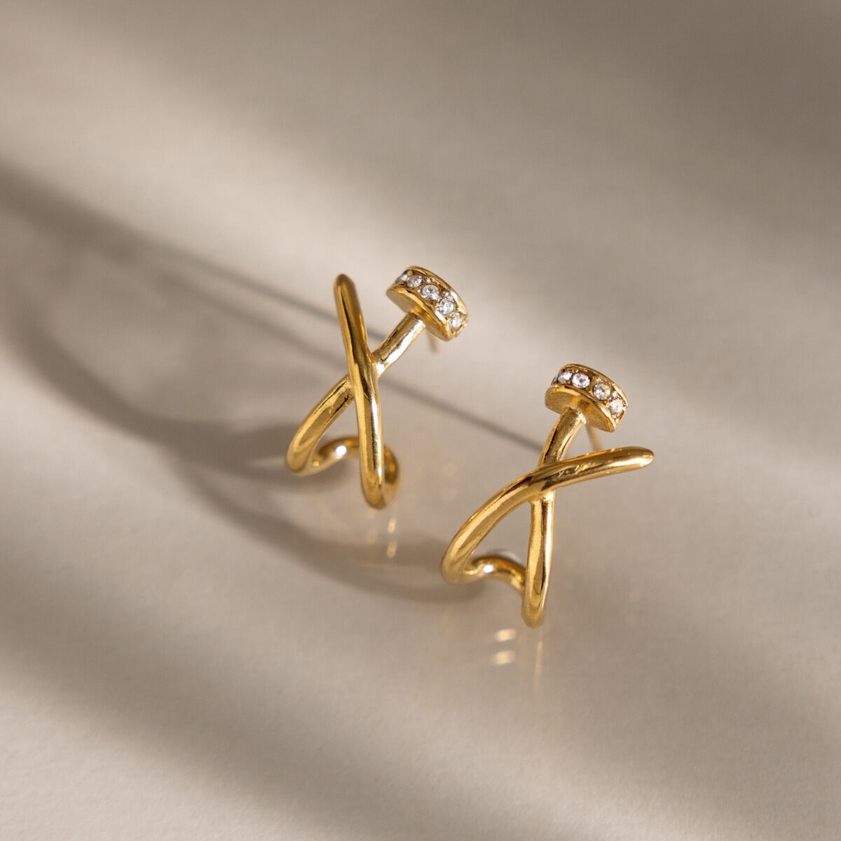 Simple Series Casual Bow Knot Solid Color Stainless Steel Gold Color Zircon Women's Stud Earrings