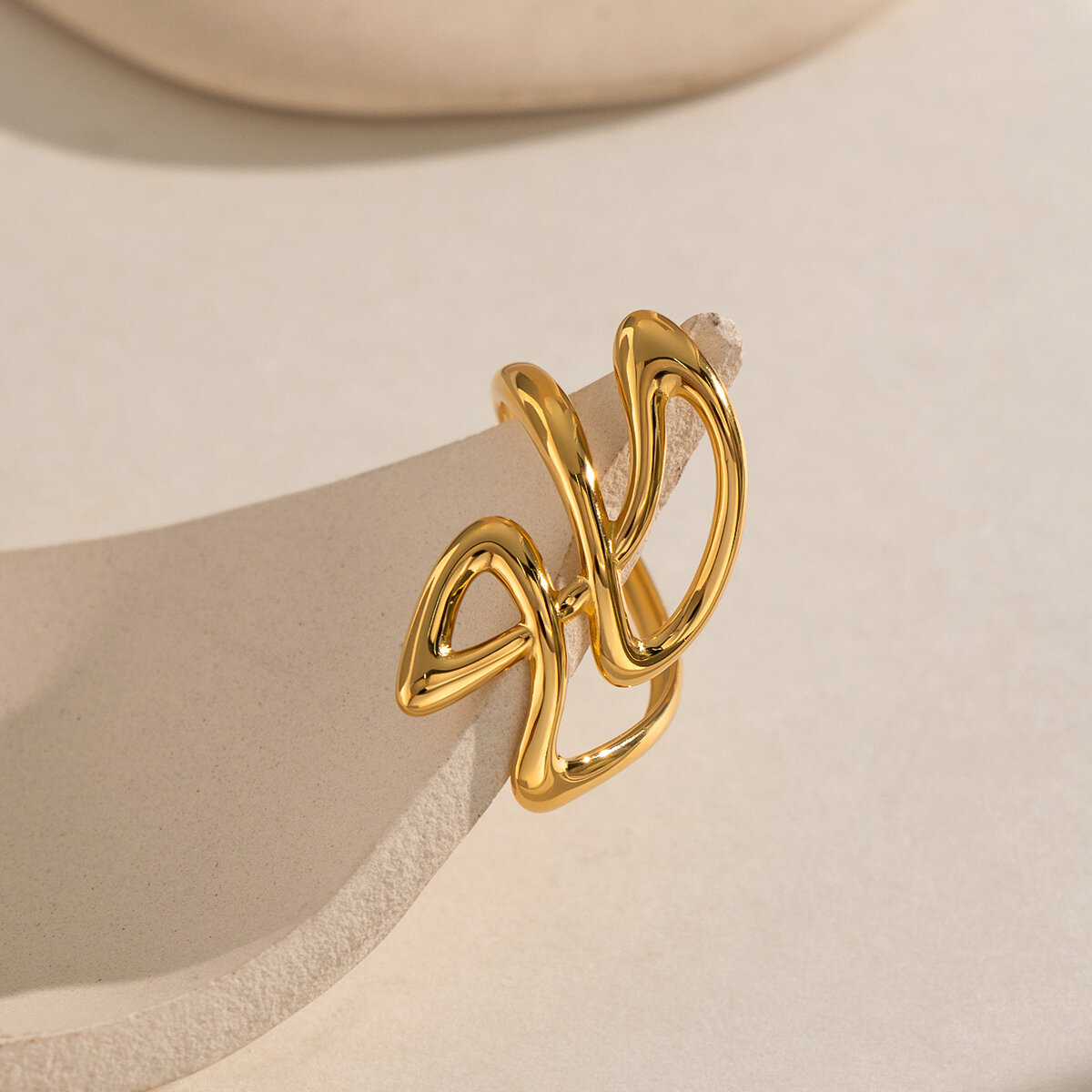 Minimalistische Ringe aus Edelstahl, wasserdicht, goldfarben, für den täglichen Gebrauch Bild4