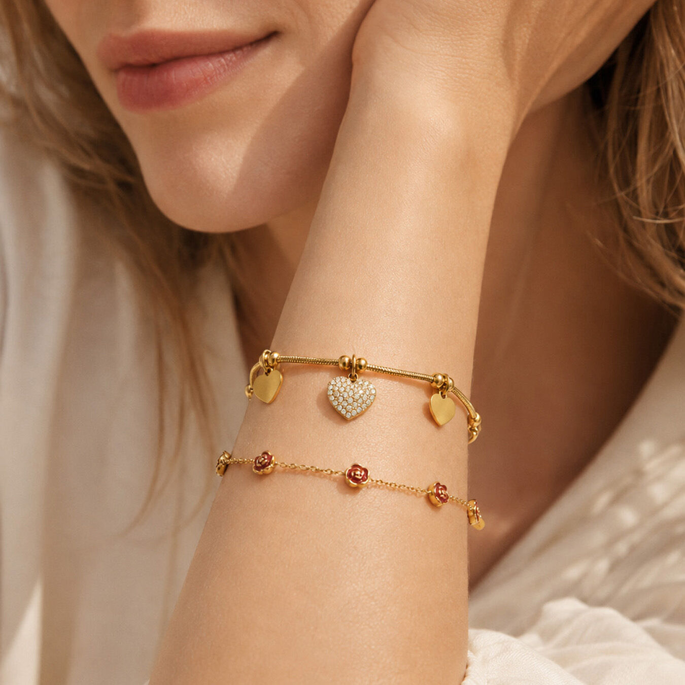 Luxurious Series Elegant Flower Heart Chain Stainless Steel Waterproof   Gold Color  Women's Charm Bracelets h5 Picture4