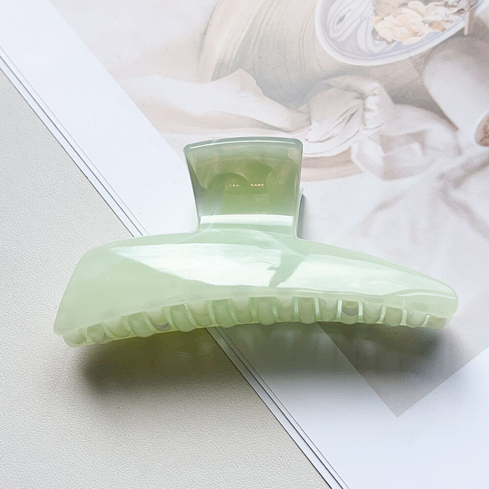 Light Green Picture15