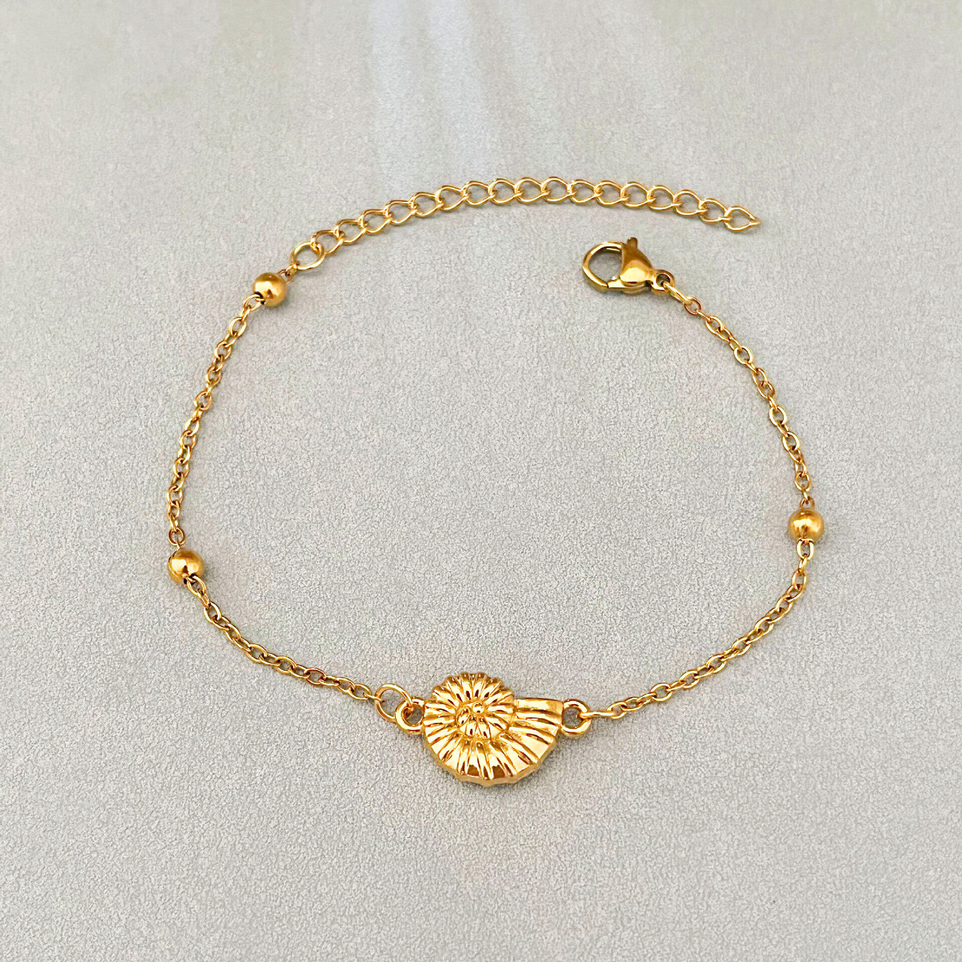 Braccialetti da donna semplici in acciaio inossidabile color oro, impermeabili, stile oceanico. 