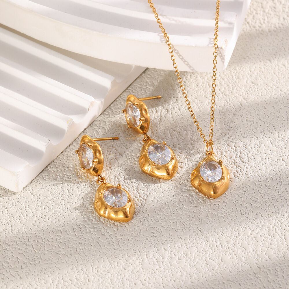 Retro Hammer Pattern Geometric Shape Stainless Steel Waterproof Gold Color Zircon Women's Necklaces Sets