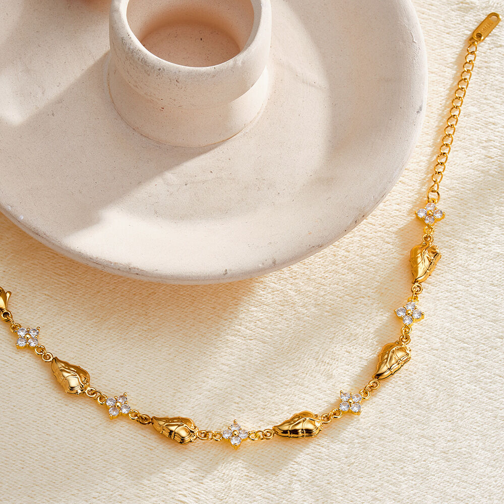 Classic  Simple Irregular Shape Hammer Pattern Stainless Steel Waterproof   Gold Color  Women's Chain Bracelets h5 Picture2