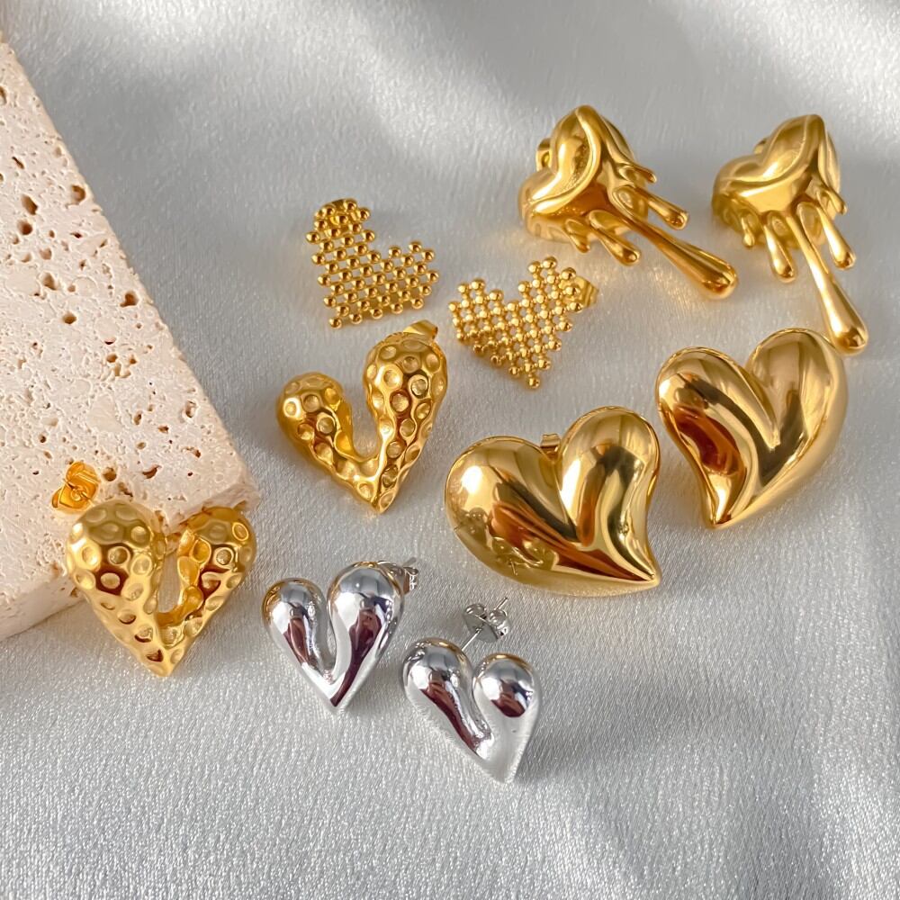 Simple Series Sweet Irregular Shape Heart Stainless Steel Waterproof Gold Color Women's Stud Earrings h5 Picture3
