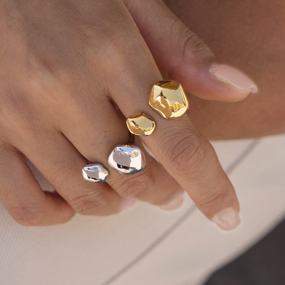 Anillos llamativos de acero inoxidable de color dorado, estilo casual e informal con forma irregular y patrón martillado, de la serie Simple. h5 Imagen2