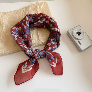 Eenvoudige serie casual zomer sjaals van katoen met bloemen-, streep-, ruit- en stippenpatroon, gemengd met paisley-motief. h5