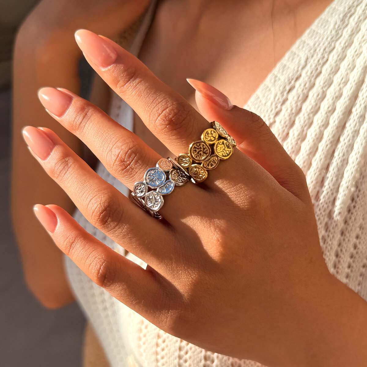Retro Simple Daily Circle Stainless Steel Waterproof Gold Color Women's Statement Ring Picture5